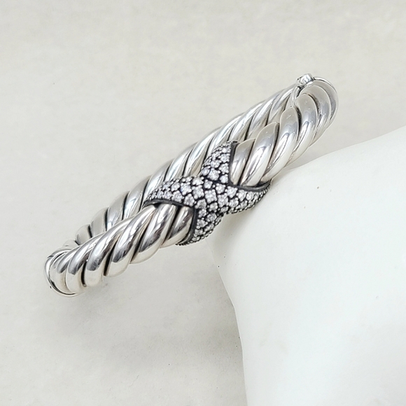 David Yurman Vintage Starlight Diamond X Cable Bracelet - Picture 2 of 3